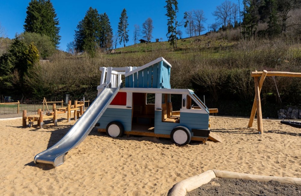 Campingbus 1 .jpg