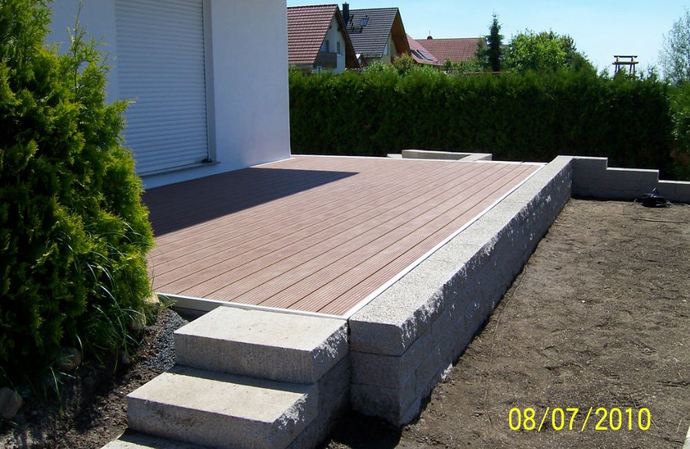 Terrasse aus WPC (Holz-Polymer)