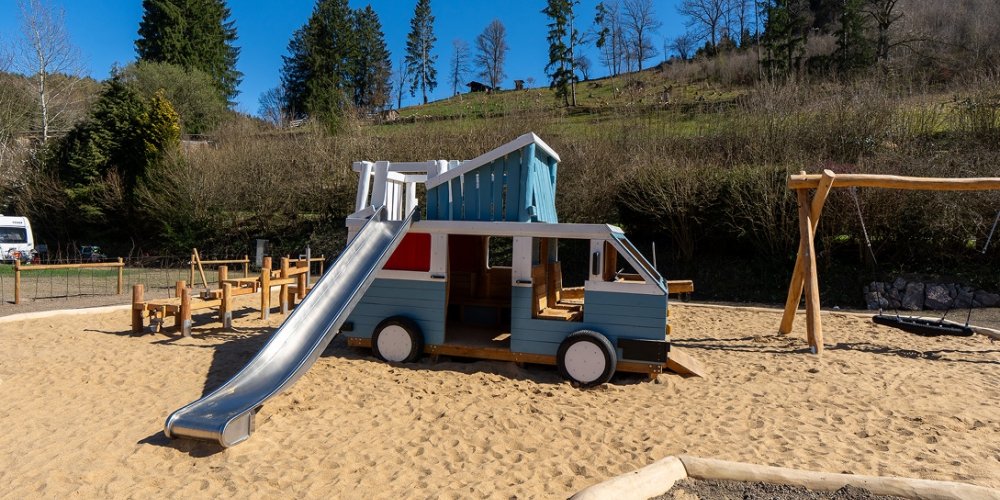 Campingbus 1 .jpg