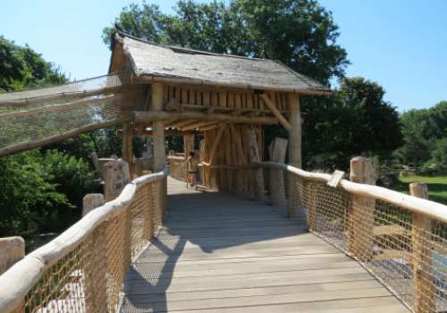 Holzbrücke und Stegkonstruktion Kiwara Kopje, Zoo Leipzig